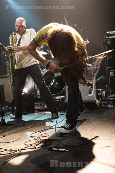 YANN TIERSEN - 2006-06-16 - PARIS - Le Bataclan - 